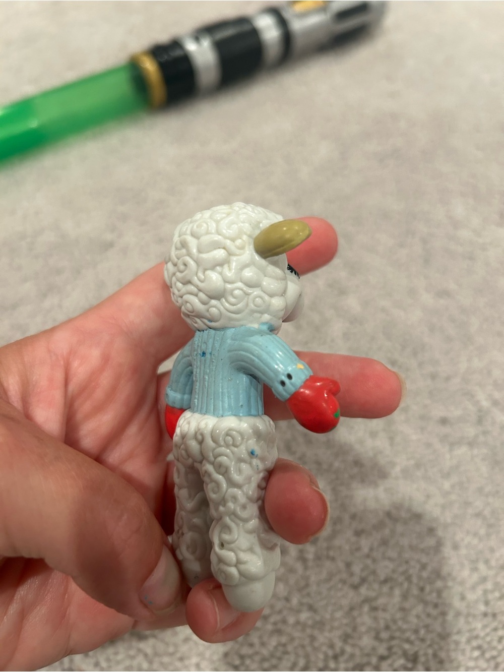 1993 Lamb Chop bendable figure by Just Toys - Picture 2 of 3